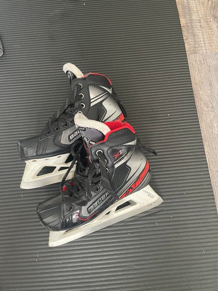 2020 Bauer Vapor X2.7 Hockey Goalie Skates Regular Width Size 3.5 (Used)