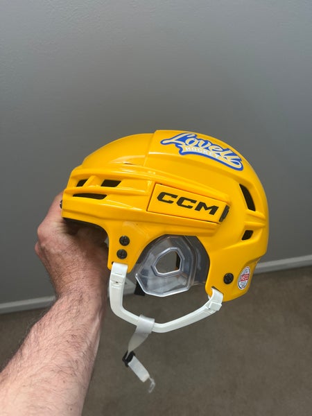 Small CCM Tacks 720 Helmet (Used)