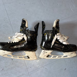 Bauer Supreme 2S Pro Hockey Skates Regular Width 7.5 (Used)