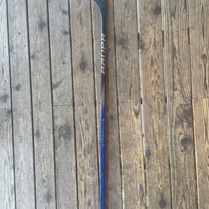 Intermediate Bauer Vapor Hyperlite 2 Left Hand Hockey Stick P92 (Used)