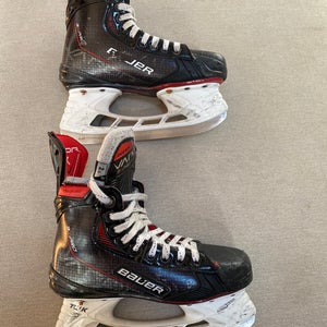 Bauer Vapor 3X Pro Hockey Skates Pro Stock Size 2.5 (Used)