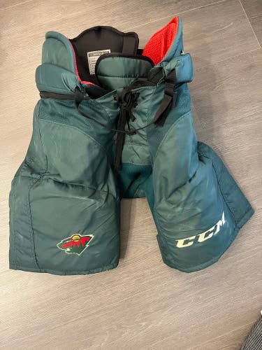 CCM HP45X Pants Large Green - Minnesota Wilds Pro Stock (Used)