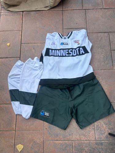 White/Green Goalie Cut Men's Jersey (Used)