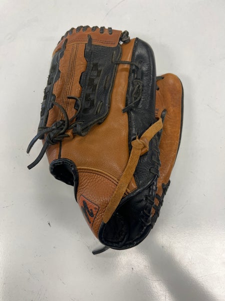 RH Baseball Glove 12" (Used)