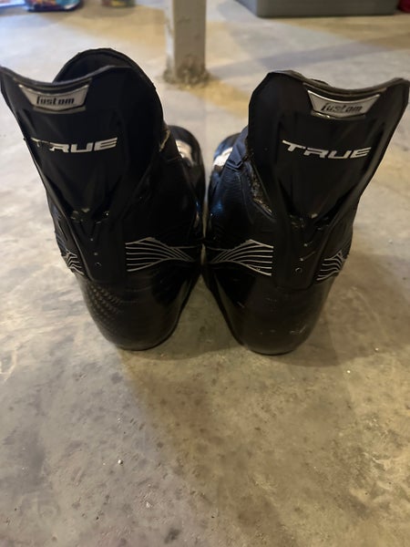 True SVH Pro Hockey Skates Extra Wide Width 10 (New)