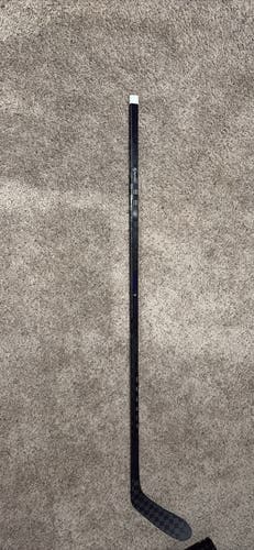 Intermediate CCM Left Hand Hockey Stick P28 (Used)
