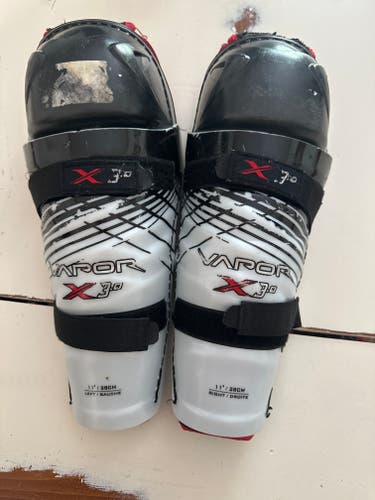 Senior Bauer Vapor X3.0 11" Shin Pads