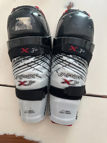 Senior Bauer Vapor X3.0 11" Shin Pads