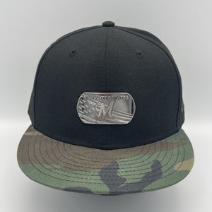 New Era 59fifty Milwaukee Brewers Dog Tag Camo Military Fitted Hat Size 7 1/2