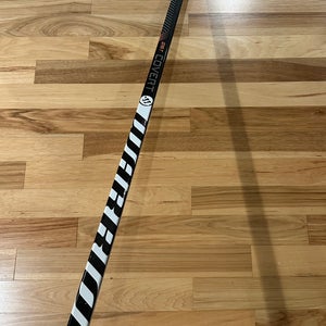 Senior Warrior Covert QR5T Right Handed Hockey Stick WO3 Pattern 75 Flex (New)
