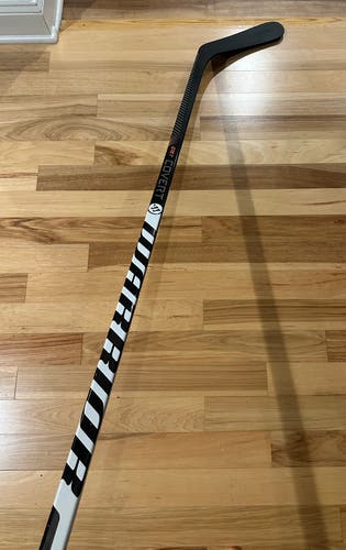 Senior Warrior Covert QR5T Right Handed Hockey Stick WO3 Pattern 75 Flex (New)