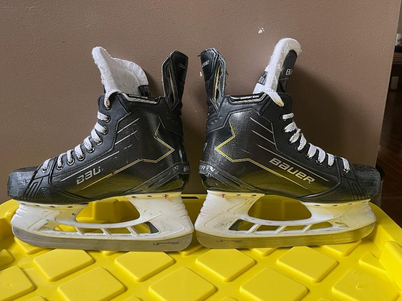 2024 Bauer Supreme M40 Hockey Skates 6 (Used)