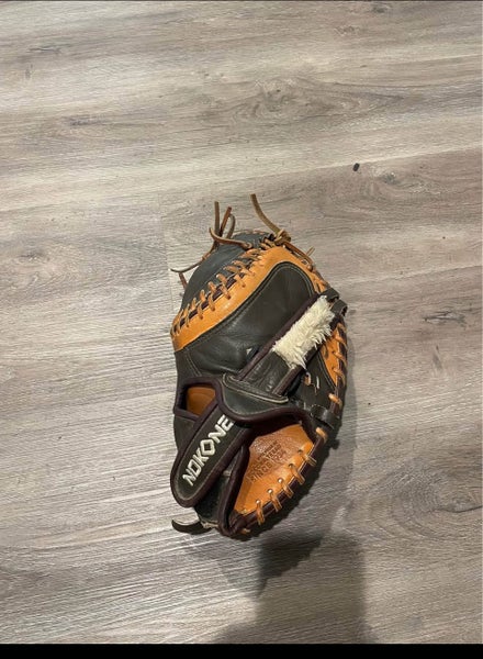 Nokona catchers