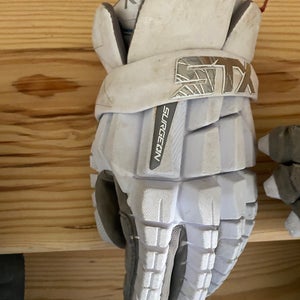 White STX Surgeon RZR2 Lacrosse Gloves