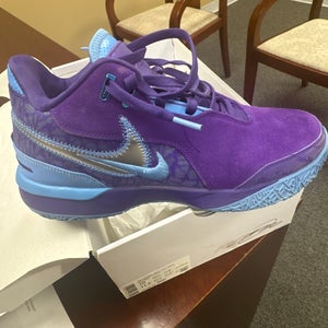 Zm LeBron NXXT GEN AMPED
