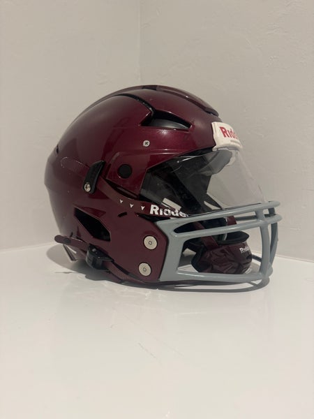 Medium Adult Riddell Axiom Helmet (Used)