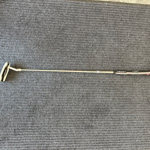 White Men's Odyssey Versa Right Handed Putter Uniflex 35" (Used)