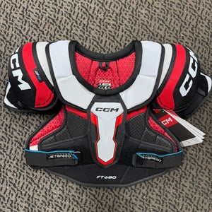 Medium Junior CCM Jetspeed FT680 Shoulder Pads (New)