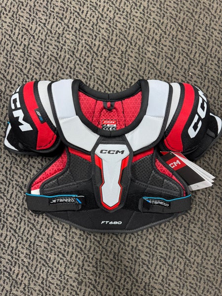 Medium Junior CCM Jetspeed FT680 Shoulder Pads (New)