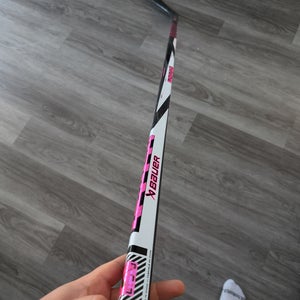 Bauer Twitch Left Stick 77Flex P28 (New)