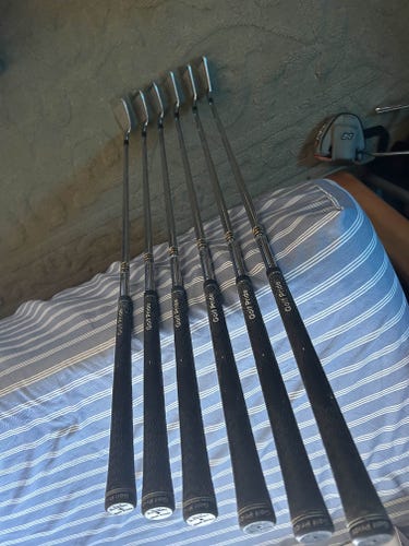 Men's Mizuno MP-33 Right Handed Iron Set Stiff Flex Steel Shaft (Used)