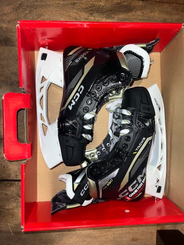 2024 CCM Tacks AS-590 Hockey Skates Regular Width 8 (New)