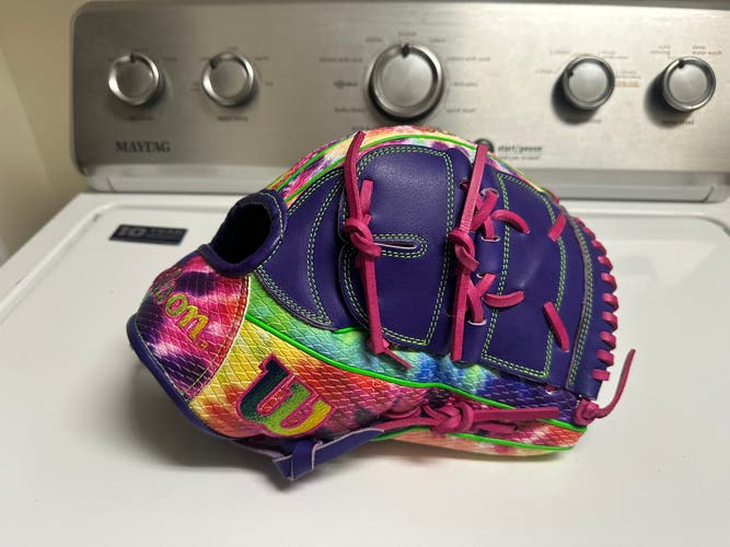 Wilson A2000 B2 Tie-Die 12" (New)