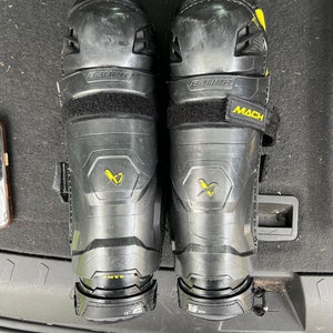 Junior Bauer Supreme Mach 12" Shin Pads (Used)