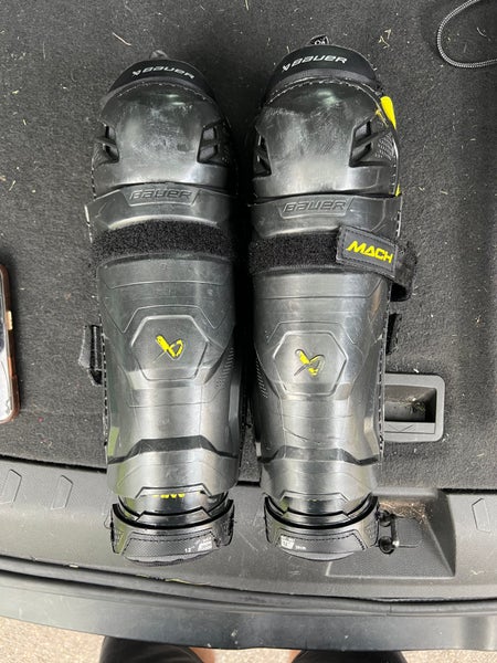 Junior Bauer Supreme Mach 12" Shin Pads (Used)