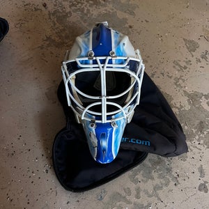 Senior 2022 Small Bauer Profile 960 Goalie Mask (Used)