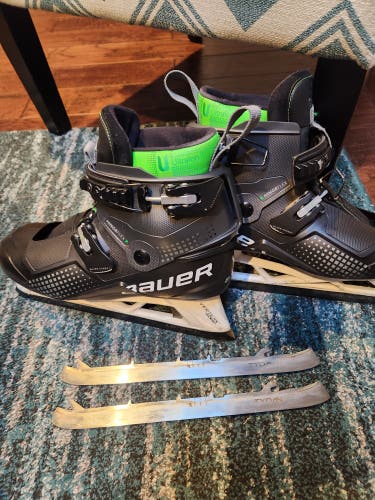 Bauer Konekt Hockey Goalie Skates 9-9.5(Used)
