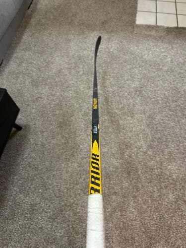 Senior Warrior Novium 2 Pro Left Hand Hockey Stick W28M Pro Stock (Used)