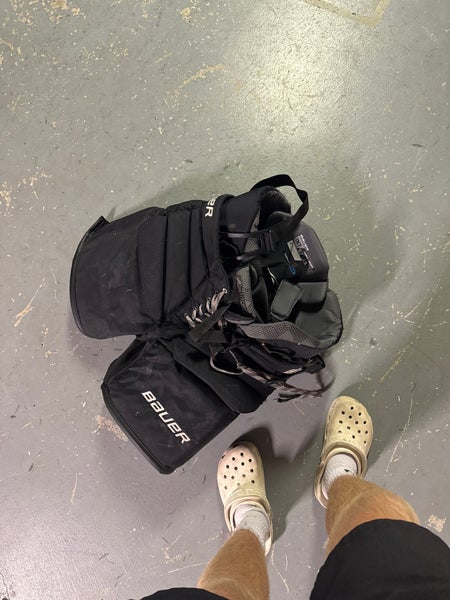 Intermediate Large Bauer Elite Hockey Goalie Pants (Used)