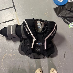 Large/Extra Large Vaughn Velocity V9 Goalie Chest Protector (Used)