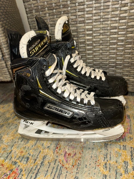 Bauer Supreme 2S Pro Hockey Skates 8 (Used)