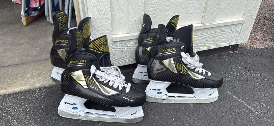 True Catalyst 9X4 Hockey Skates Wide Width 10 (Used)