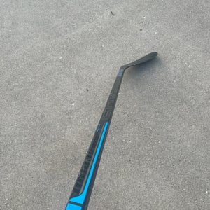 Senior Bauer Nexus 2N Right Handed Hockey Stick P92 (Used)