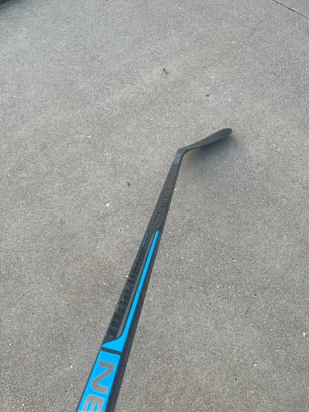 Senior Bauer Nexus 2N Right Handed Hockey Stick P92 (Used)