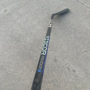 Senior CCM RibCor Trigger 9 Right Handed Hockey Stick P29 (Used)
