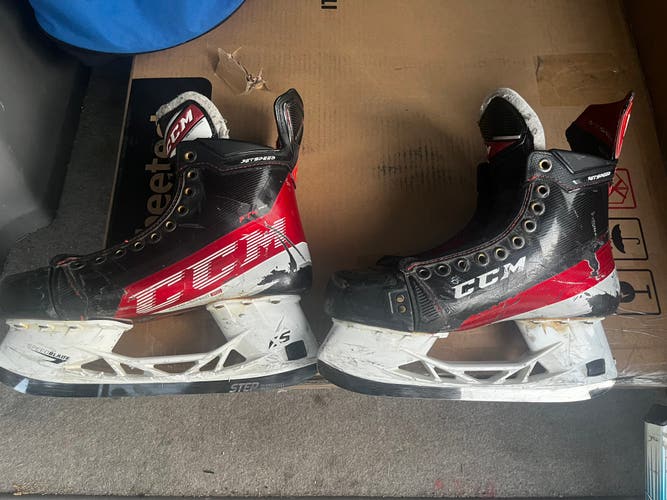 2021 CCM JetSpeed FT4 Pro Hockey Skates 8 (Used)