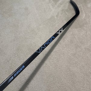 Intermediate Bauer Right Handed Hockey Stick PM9 (Used)