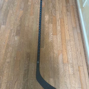 Senior Left Hand Hockey Stick P28 (New)