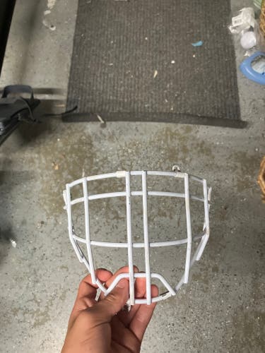 Goalie Cheater cage white used