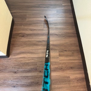 Senior Bauer Twitch Right Handed Hockey Stick P92 (Used)