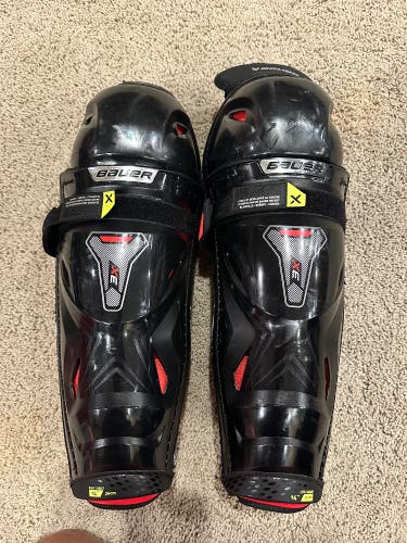 Intermediate Bauer Vapor 3X 14" Shin Pads (Used)