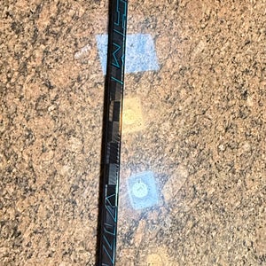 Senior CCM Vizion Right Handed Hockey Stick P29 (Used)