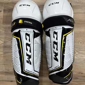 Senior CCM Super Tacks AS1 14” Hockey Shin Pads