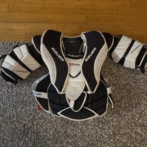 Large Bauer Goalie Chest Protector (Used)