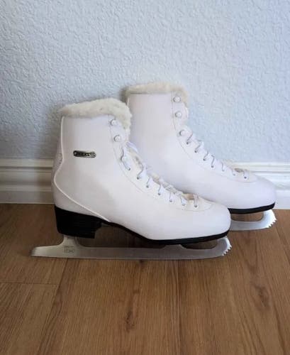 Figure Skates Adult 10 (Used)