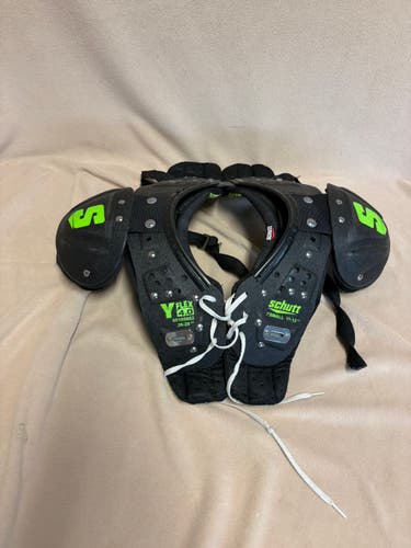 Small Youth Schutt Y Flex 4.0 Youth Shoulder Pads (Used)